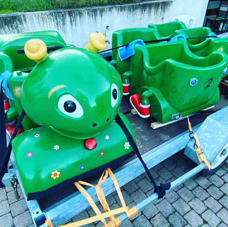 Petit train chenille à la location à lyon