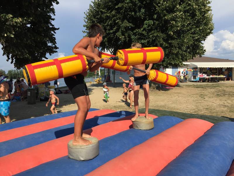 LOCATION JOUTES DE GLADIATEURS SUR LYON, MACON JEUX SPORTIF